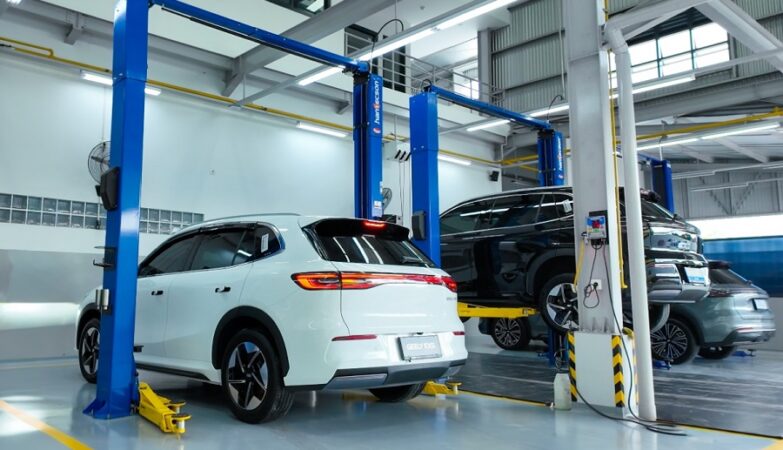 LEPAS L8 Hadirkan Teknologi Parkir Pintar RPA dan APA