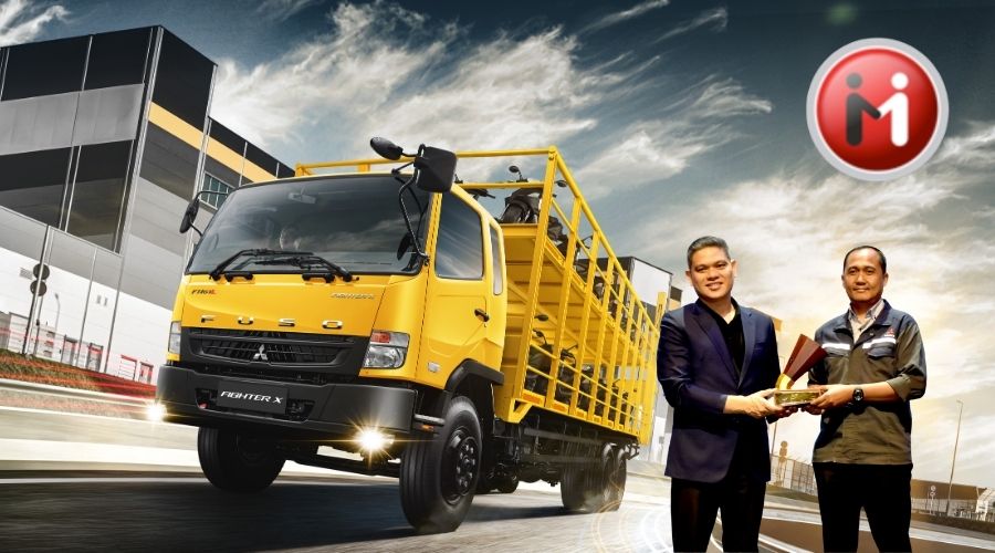 Mitsubishi FUSO Meraih Penghargaan Gold Champion