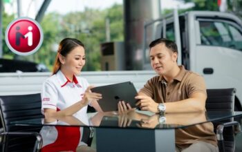 Isuzu memperkenalkan aplikasi MyIsuzuID yang dapat memantau armada para pengusaha