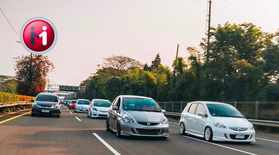 Lebih dari 200 mobil Honda dari berbagai generasi serta ratusan car enthusiasts berkumpul di acara Honda Culture Indonesia Night Meet Up